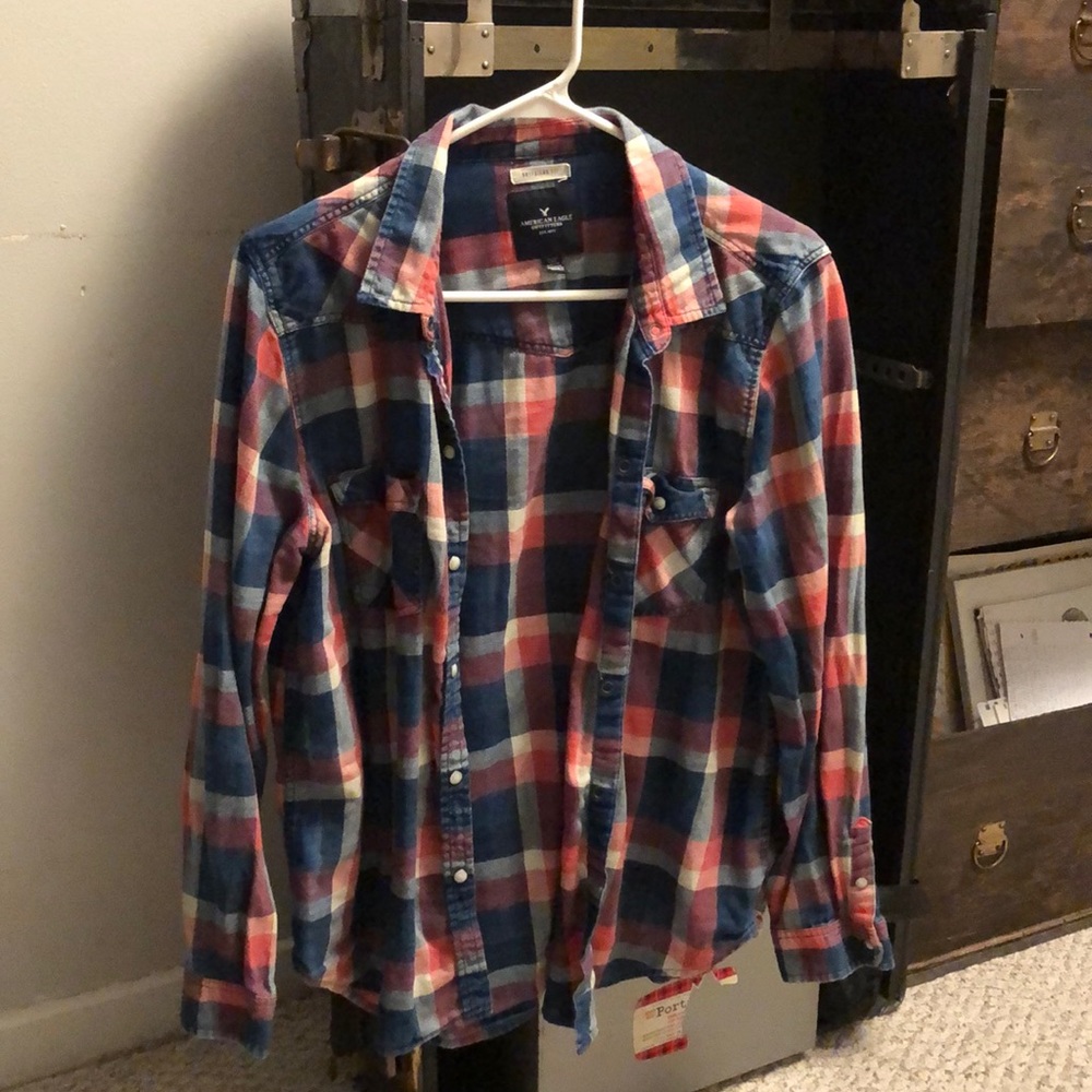 Lightly worn American Eagle flannel